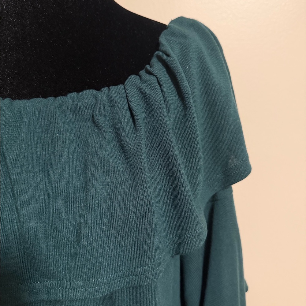 She + Sky Off-Shoulder Ruffle Tunic Sweater - Picture 6 of 7